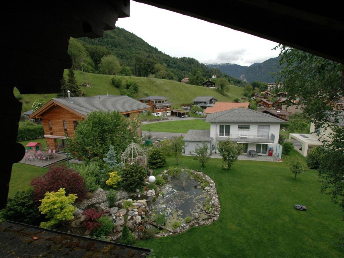 Pristine Home In A Charming Village Large Grassy Sunbathing Area View Of The M Nch And Jungfrau Wilderswil Exterior foto